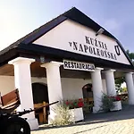 فندق Kuznia Napoleonska 3*