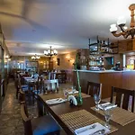 Kuznia Napoleonska Otel